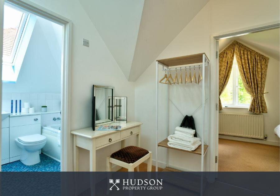 Villa With Rear Terrace In